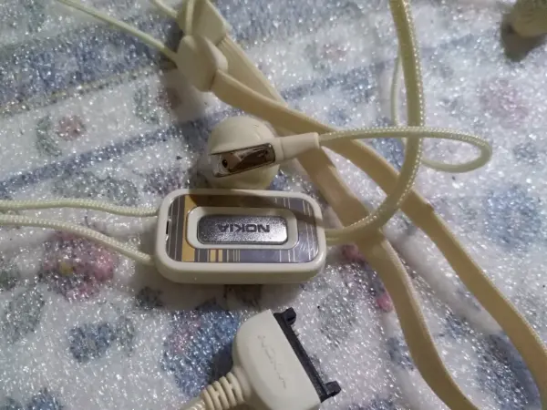 Sluchátka k telefonu 2