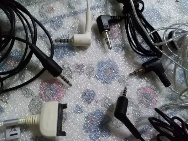Sluchátka k telefonu 13