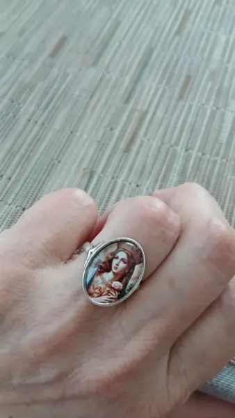 Malé prstýnky z pouti bižuterie  8
