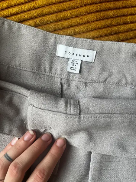 Šedá sukně Topshop s kapsami 3