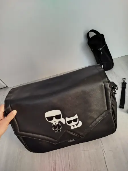 Karl Lagerfeld Kids přebalovací taška s pouzdrem 6