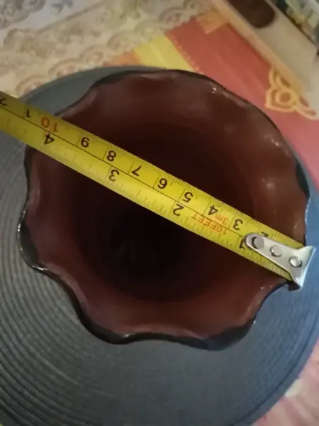 Sada tradiční bulharské keramiky s polevou 17