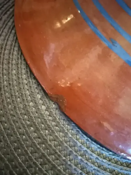 Sada tradiční bulharské keramiky s polevou 15