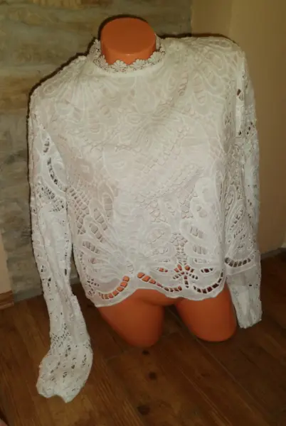 KRÁSNÁ HALENKA vel. XL ... 100% stav