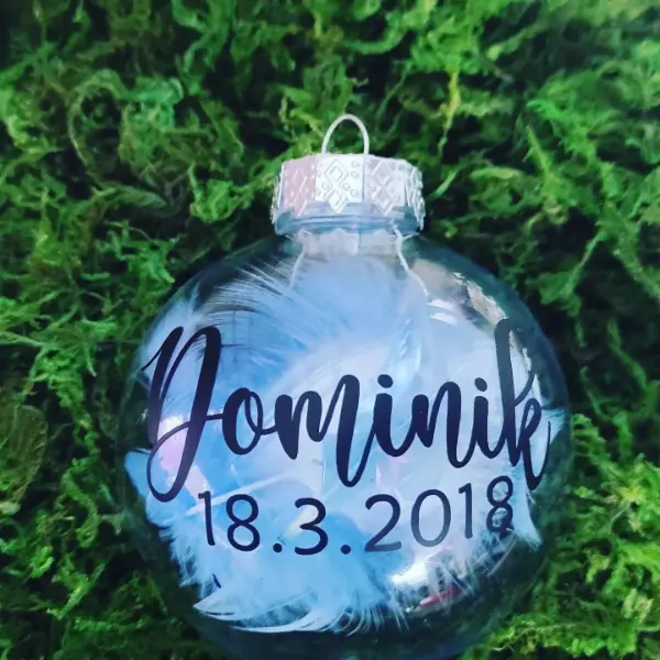 Osobní vánoční ozdoba Dominik datum i jméno na přání 