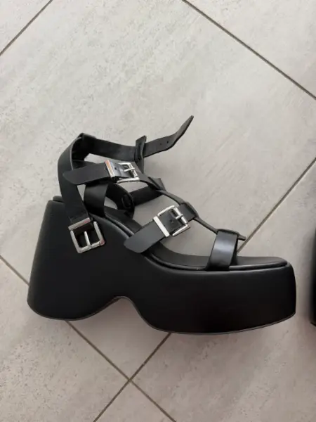 Chunky sandály na platformě Even&Odd Wide Fit 3