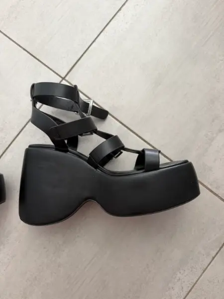 Chunky sandály na platformě Even&Odd Wide Fit 4