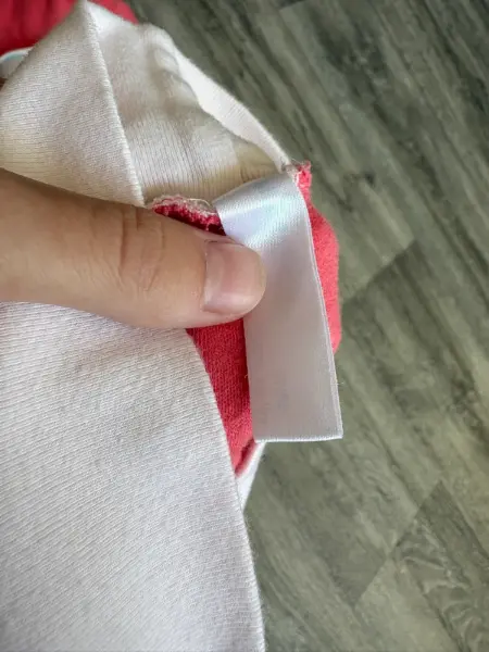 Dětská souprava s čepičkou a kalhotami 4