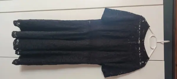 Krajkové černé šaty  4
