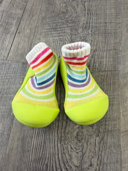 Dětské capáčky Attipas, duhové, vel. 21,5 2