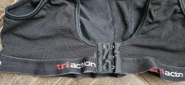 Dámská sportovní podprsenka Triaction 80C 2
