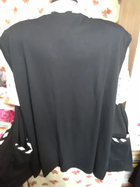 Černé vesty+halenka 7