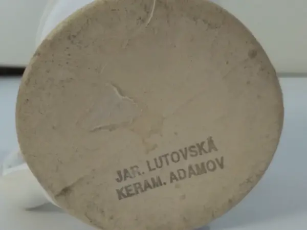 Hrníček J.Lutovská 3