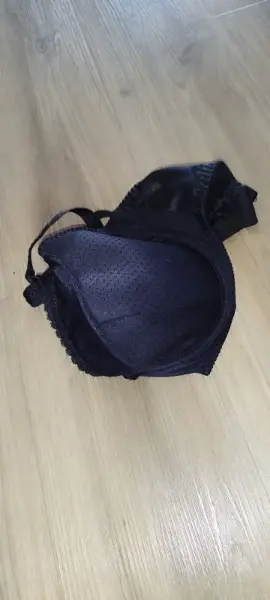 Černá podprsenka Lupo Line, vel. 85 G 4