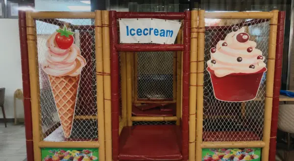 Dětský trampolínový koutek Icecream