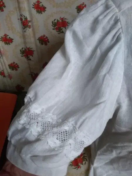 Halenka s krajkou vel.42 5