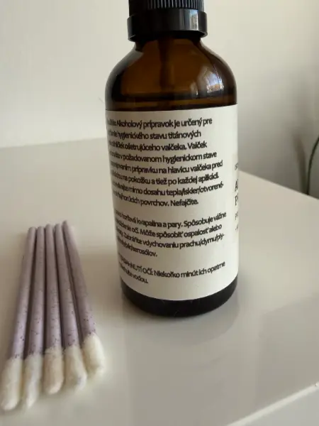 Kvitok na čištění make-upu | čištění pomůcek na make-up 4