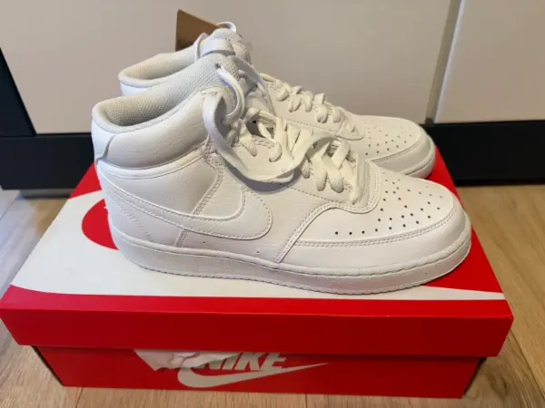 Nike court vision 