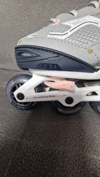 Dětské nastavitelné kolečkové brusle Oxelo 3