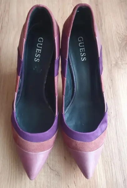 Dámské lodičky Guess, vícebarevné 2