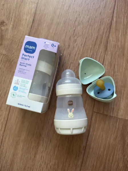 Mam kojenecké lahvičky 0+ obal na dudlík a dudlík 3