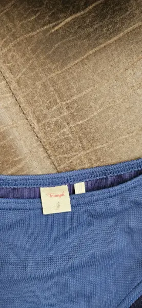 Modré dvoudílné plavky Triumph 85 E spodní díl 42 5