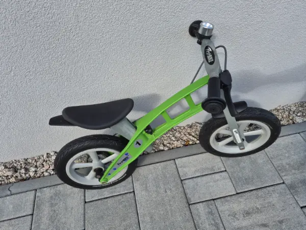 Dětské odrážedlo FirstBIKE s brzdou 5