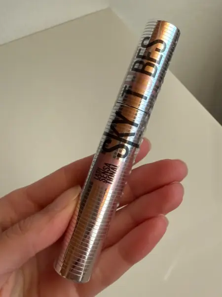 MAYBELLINE Prodlužující řasenka Lash Sensational Sky Tubes Č