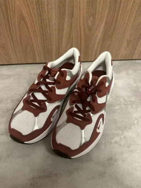 Dámské tenisky Nike AL8, vínová barva, vel. 42