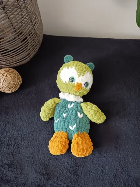 Háčkovaná plyšová sovička ruční výroby 2