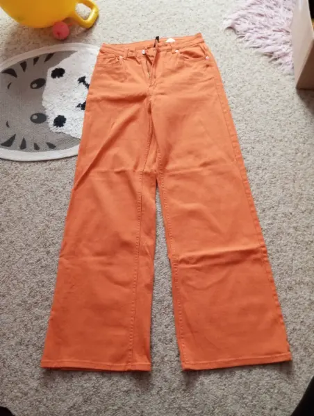 Oranžové kalhoty H&M Divided