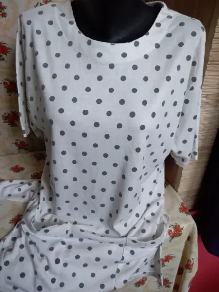 Různá trička L-XXL 5