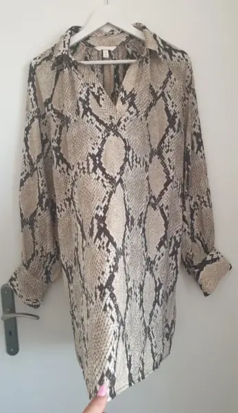 🌸Dámská béžová košile s hadím vzorem vel. M zn. H&M🌸 3