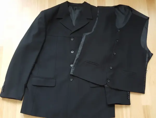 černé sako vel.54 +vesta
