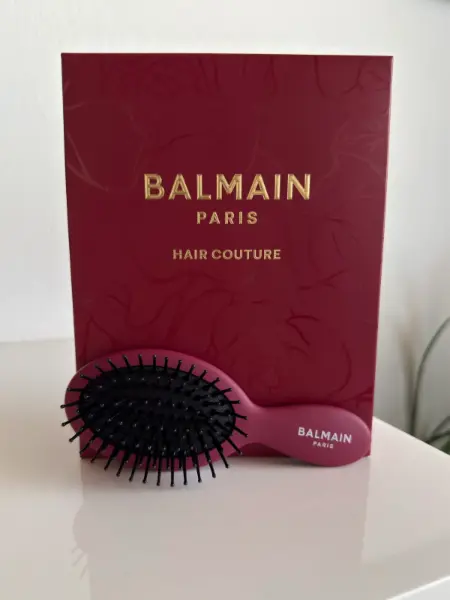 Malý hřeben na vlasy Balmain - edice Velvet Burgundy  2