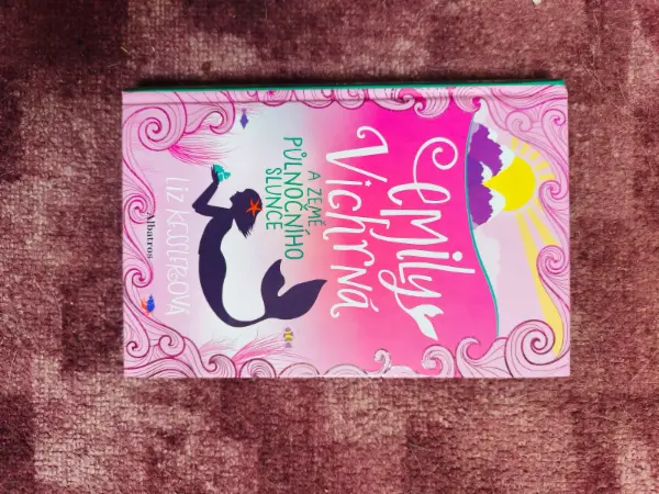 Emily Větrná a země půlnočního slunce
