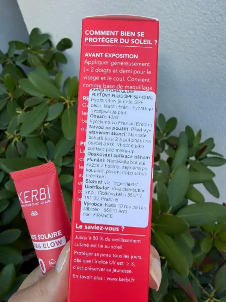 Lehce tónovaný krém na obličej na opalování SPF 50 Kerbi 2