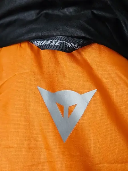 Dainese lyžařská bunda 9