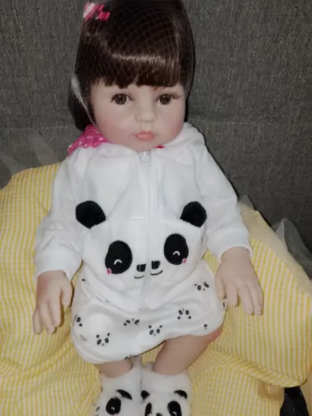 Realistická panenka reborn s pandím motivem 4