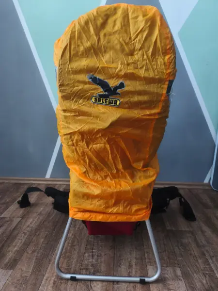 Dětská nosička Salewa s pláštěnkou 5
