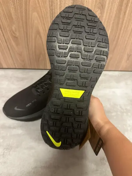 Dámske běžecké boty Nike Reactx Infinity Run 4Gore-Tex černé 4