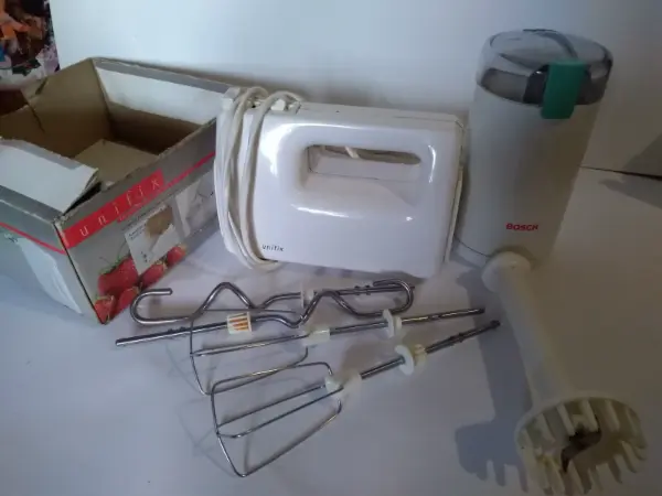 Hnětač, šlehač, mixer