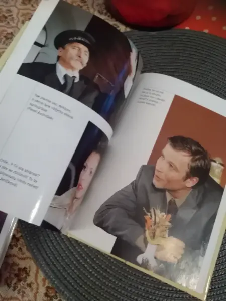 Knižní trilogie Jak básníci přicházejí o iluze 3