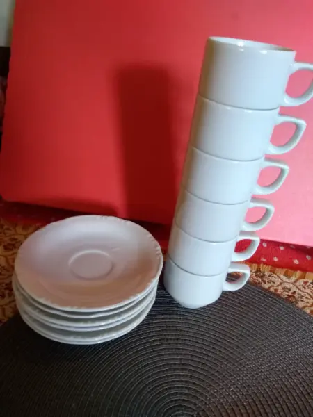 Retro porcelán 4