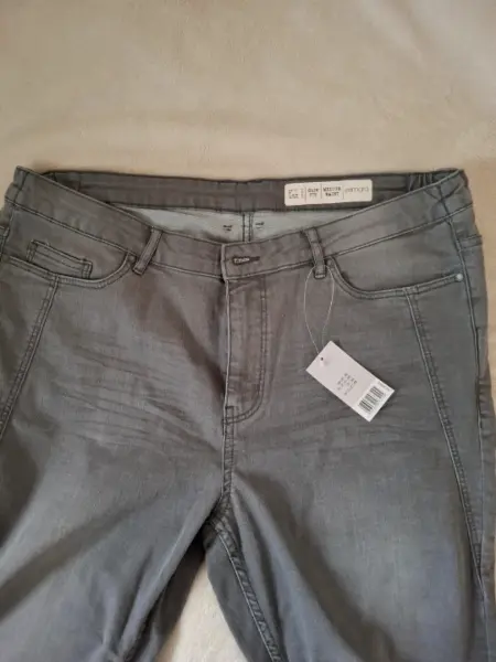 Šedé džíny Esmara Slim Fit