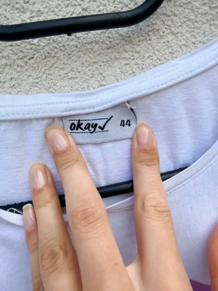 Bílé tričko s krátkým rukávem a potiskem Kik Janina  4