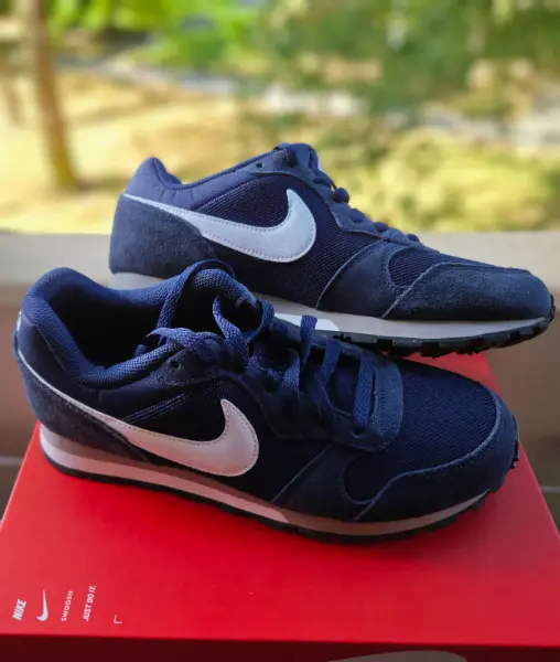 Nike MD Runner 2 – Navy/White | EUR 40,5 2