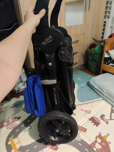 Kočárek Britax B-Motion Plus 19