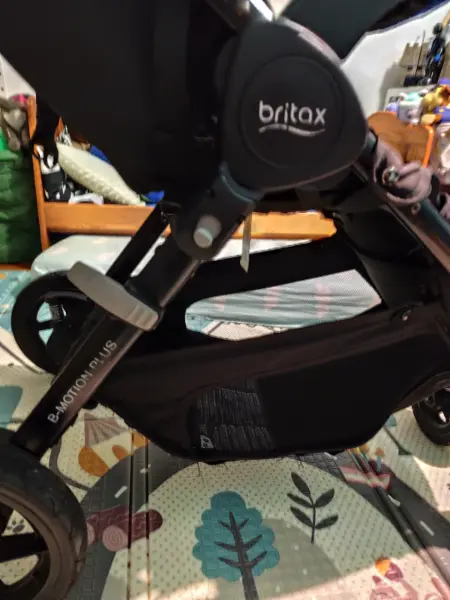 Kočárek Britax B-Motion Plus 18