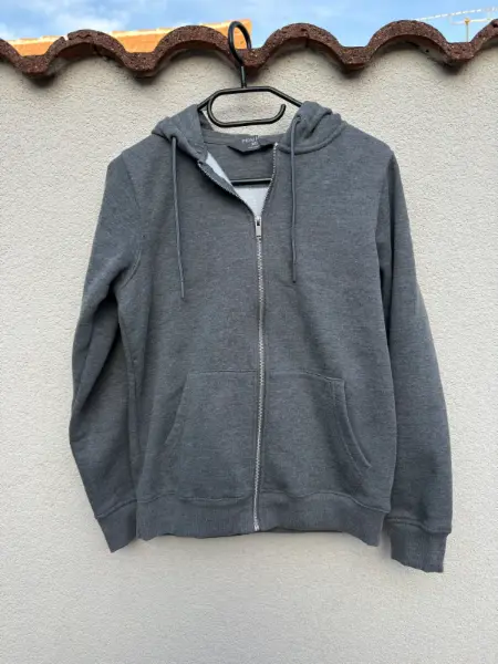 Tmavě šedá mikina na zip a s kapucí Primark